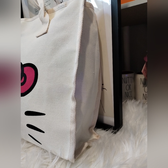 NEW Sanrio Hello Kitty Canvas Tote - Picture 3 of 5